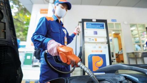 Tăng cường kiểm tra, bảo đảm nguồn cung xăng dầu