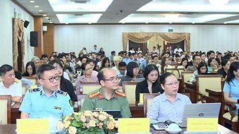 Phổ biến điểm mới trong Luật Thương mại điện tử cho doanh nghiệp, KOL 