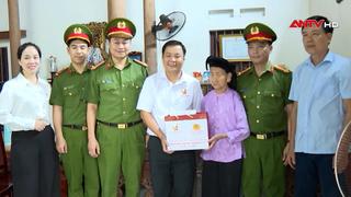 Thắp sáng đạo lý - tiếp bước cha anh
