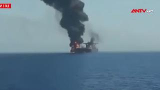 Tàu chở dầu phát nổ ở eo biển Hormuz
