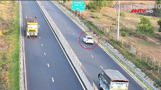 Lập biên bản nữ tài xế lùi xe trên cao tốc Vĩnh Hảo - Phan Thiết
