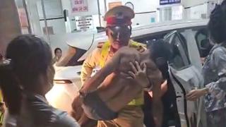 CSGT Lâm Đồng kịp thời mở đường đưa người bị nạn đi cấp cứu