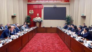 Thúc đẩy hợp tác công nghệ cao và công nghiệp an ninh với các tập đoàn Hoa Kỳ