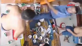 Làm rõ vụ đối tượng dùng kéo đâm bạn nhậu