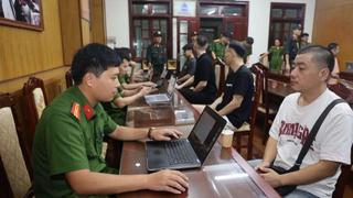  Bàn giao 8 đối tượng truy nã đỏ Interpol cho Hàn Quốc