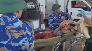 Kịp thời cứu nạn ngư dân bị tai nạn lao động nghiêm trọng trên biển