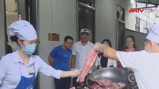 Thủ tướng yêu cầu kiểm soát chặt chất lượng, nguồn gốc thực phẩm cung cấp cho cơ sở giáo dục 