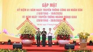 Gặp mặt kỷ niệm Ngày truyền thống Công an nhân dân và ngành Ngoại giao