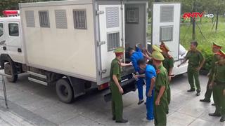 Xét xử cựu Thứ trưởng Nguyễn Bá Hoan cùng 27 bị cáo 