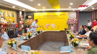 Lễ khen thưởng Đội Bóng bàn CAND