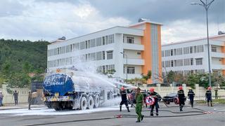 Công an tỉnh Khánh Hòa diễn tập phương án cứu nạn, cứu hộ sự cố tai nạn giao thông liên hoàn