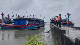 Các địa phương ứng phó với bão số 4 