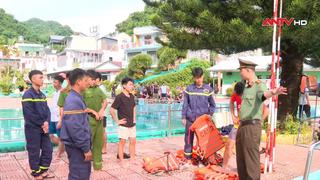 Rèn luyện kỹ năng bơi cứu nạn, cứu hộ