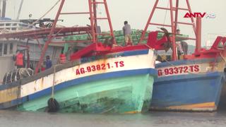Cảnh sát biển kịp thời ngăn chặn 3 tàu cá có nguy cơ vượt ranh giới
