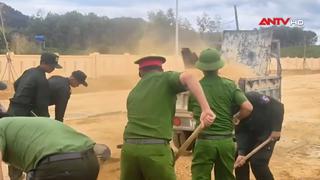 Tuổi trẻ Công an TP Huế dọn vệ sinh 2 trường liên cấp, chuẩn bị cho khai giảng