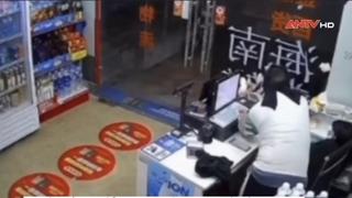 Điều tra vụ cướp cửa hàng tạp hoá tại phường Hải An