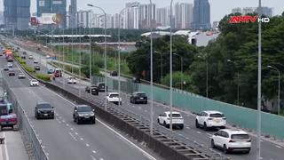 Ngày cuối kỳ nghỉ lễ, người dân về các thành phố thuận lợi