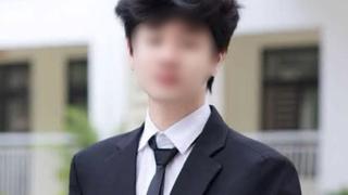 Nam sinh mất liên lạc ở Hà Nội được người dân cưu mang, đưa về đoàn tụ gia đình
