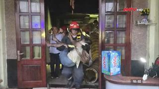 Cảnh sát cứu 26 người trong vụ cháy khách sạn