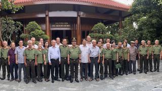 Về nguồn kỷ niệm 42 năm Chiến thắng Kế hoạch phản gián CM12 