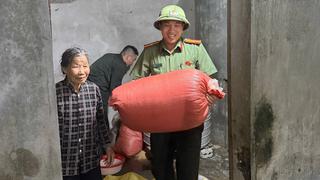 Miền Trung mưa lớn, gần 600 căn nhà bị ngập