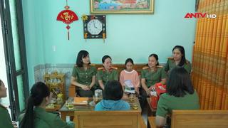 Những người mẹ đỡ đầu nâng bước trẻ em mồ côi