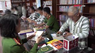 Mở ra cánh cửa trở về từ những trang sách