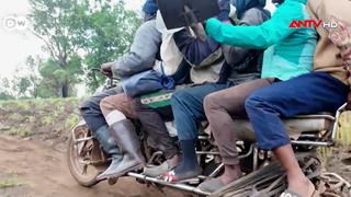 Những chuyến xe tải trọng lớn kết nối làng bản ở Cameroon