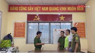 Tạm giữ tài xế thu tiền nữ du khách cao gấp nhiều lần giá cước