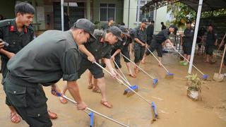 Khắc phục nhanh hậu quả mưa lũ, ổn định đời sống và sản xuất của nhân dân