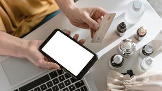 Bộ Y tế đề xuất cấm livestream bán thuốc