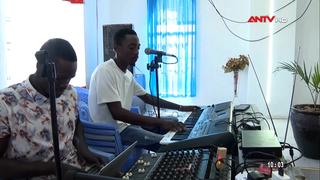 Những giai điệu mới trong nhà thờ Quaker ở Kenya 