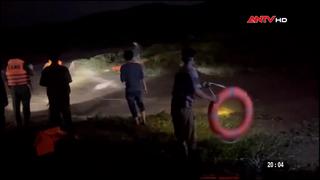 Công an xã Sông Lũy cứu người dân bị nước lũ cô lập