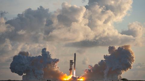 Starship lần đầu được phóng lên quỹ đạo 